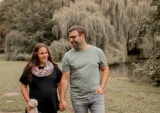 Babybauchshooting in Heinsberg authentische Momente